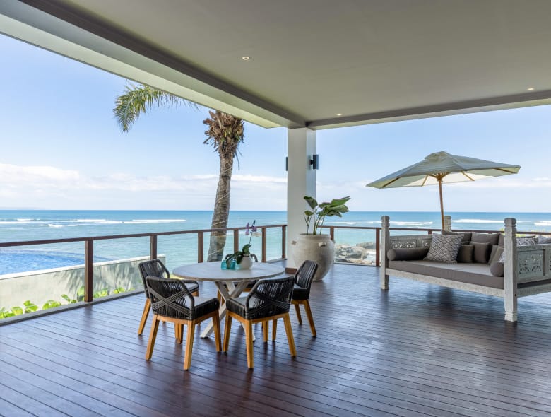 Villa 1 Outdoor Living